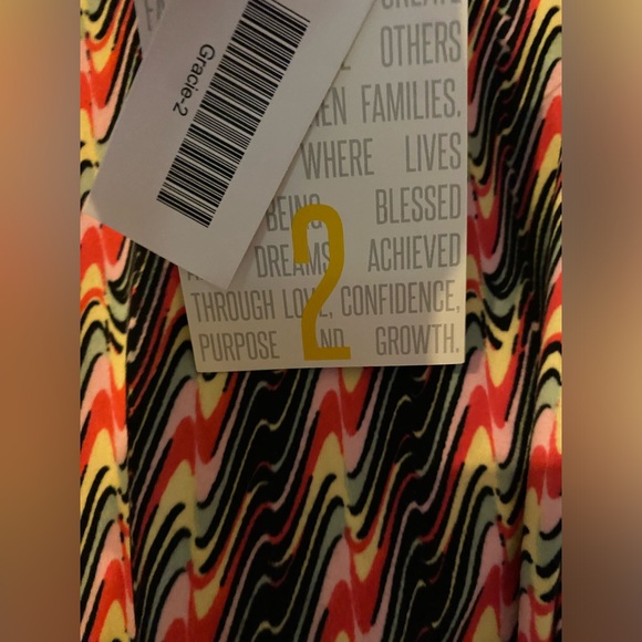 NWT Size 2 Girls Gracie LuLaRoe Shirt So Extra soft the cuddles are even better - Picture 9 of 10